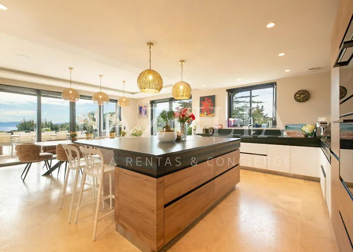 Magnifique Semaphore Vue Proche Villa