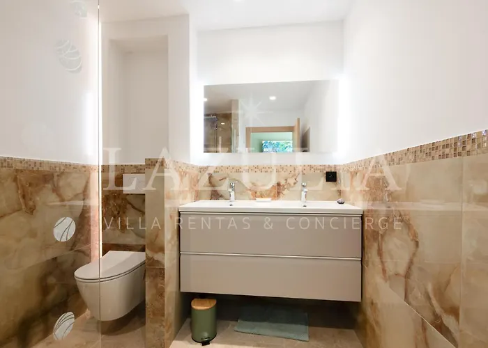 Magnifique Semaphore Vue Proche * Sainte-Maxime